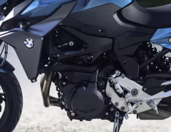 Bajo el capó BMW F 900 R Basic '2024–pr.