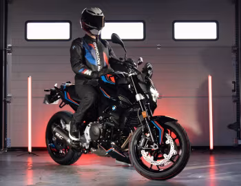 BMW F 900 R Sport Edition [France] (K83) '2024