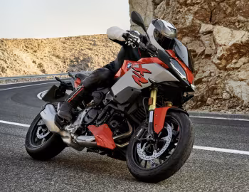 BMW F 900 XR (K84) '2019–24