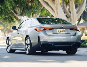 2022–pr. BMW i4 eDrive40 [North America] (G26) '2021–pr.