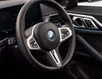 Interior BMW i4 M50 [UK-spec] (G26) '2021–pr.