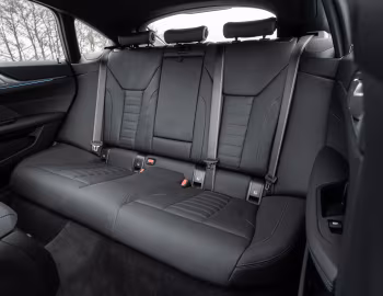 Interior BMW i4 M50 [UK-spec] (G26) '2021–pr.