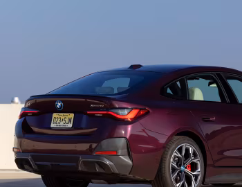 2024–pr. BMW i4 xDrive40 M Sport [North America] (G26) '2023–pr.