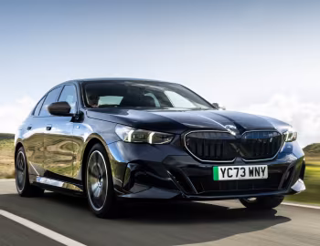 BMW i5 eDrive40 M Sport [UK-spec] (G60) '2023–pr.