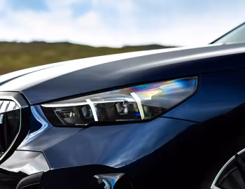 BMW i5 eDrive40 M Sport [UK-spec] (G60) '2023–pr.