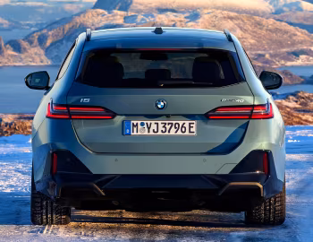 BMW i5 eDrive40 Touring M Sport [Worldwide] (G61) '2024–pr.