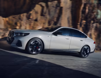 BMW i5 M60 xDrive [South Korea] (G60) '2023–pr.