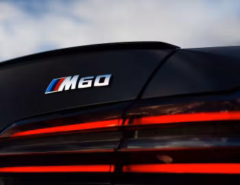 BMW i5 M60 xDrive [UK-spec] (G60) '2023–pr.