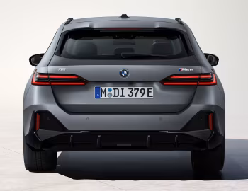 BMW i5 M60 xDrive Touring [Worldwide] (G61) '2024–pr.