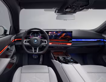 Panel frontal BMW i5 eDrive40 Touring M Sport [Worldwide] (G61) '2024–pr.