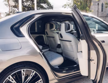 Інтэр'ер BMW i7 50 M Sport [Ireland] (G70) '2026