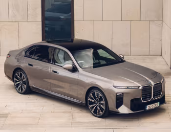 BMW i7 50 M Sport [Ireland] (G70) '2026