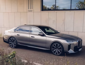BMW i7 50 M Sport [Ireland] (G70) '2026