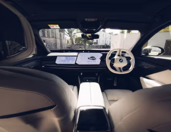 Передня панель BMW i7 50 M Sport [Ireland] (G70) '2026
