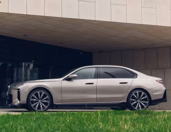 BMW i7 50 M Sport [Ireland] (G70) '2026