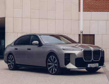 BMW i7 50 M Sport [Ireland] (G70) '2026