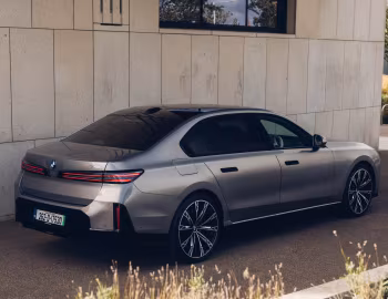 BMW i7 50 M Sport [Ireland] (G70) '2026
