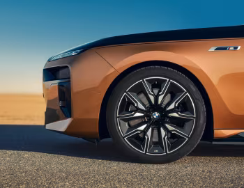 BMW i7 M70 xDrive [Worldwide] (G70) '2023–pr.