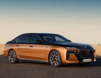 BMW i7 M70 xDrive [Worldwide] (G70) '2023–pr.