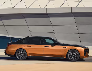 BMW i7 M70 xDrive [Worldwide] (G70) '2023–pr.