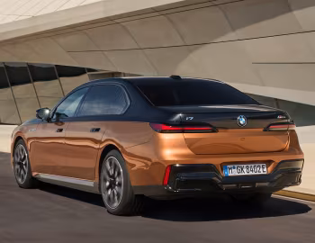 BMW i7 M70 xDrive [Worldwide] (G70) '2023–pr.
