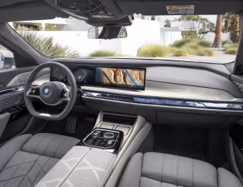 Panel frontal 2023–pr. BMW i7 xDrive60 [North America] (G70) '2022–pr.