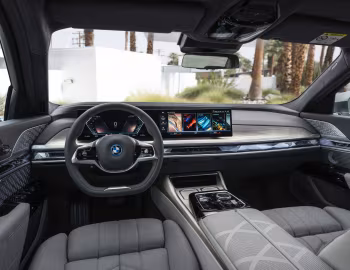 Panel frontal 2023–pr. BMW i7 xDrive60 [North America] (G70) '2022–pr.