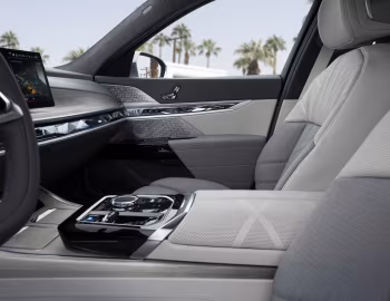 Interior 2023–pr. BMW i7 xDrive60 [North America] (G70) '2022–pr.
