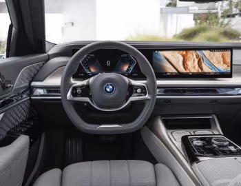 Panneau avant 2023–pr. BMW i7 xDrive60 [North America] (G70) '2022–pr.