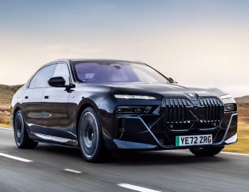BMW i7 xDrive60 M Sport [UK-spec] (G70) '2022–н.ч.