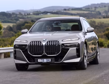 BMW i7 xDrive60 M Sport [Australia] (G70) '2022–pr.