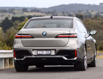 BMW i7 xDrive60 M Sport [Australia] (G70) '2022–pr.