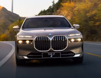 BMW i7 xDrive60L [China] (G70) '2022–pr.