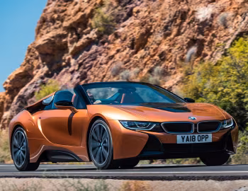 BMW i8 Roadster [UK-spec] (I15) '2018–20