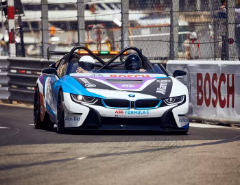 BMW i8 Roadster Formula E Safety Car (I15) '2019–pr.