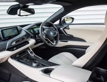 Interior BMW i8 [UK-spec] (I12) '2014–17
