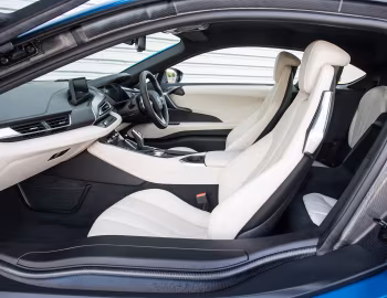 Interior BMW i8 [UK-spec] (I12) '2014–17