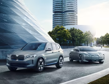 BMW i Vision Dynamics, BMW Concept iX3