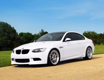 IND BMW M3 Coupe (E92) '2011