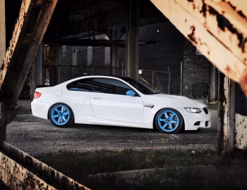 IND BMW M3 Coupe (E92) '2011