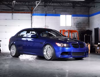 IND BMW M3 Sedan (E90) '2009–10