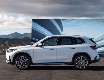 BMW iX1 xDrive30 [Worldwide] (U11) '11.2022–pr.