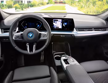 Panel frontal BMW iX1 xDrive30 M Sport [Worldwide] (U11) '11.2022–pr.