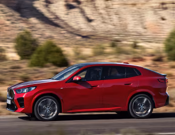 BMW iX2 xDrive30 M Sport [Worldwide] (U10) '2023–pr.