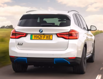 BMW iX3 "Premier Edition" [UK-spec] (G08) '2021