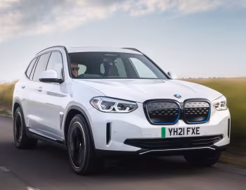 BMW iX3 "Premier Edition" [UK-spec] (G08) '2021