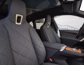 Інтэр'ер BMW iX M60 [Worldwide] (i20) '2022–25