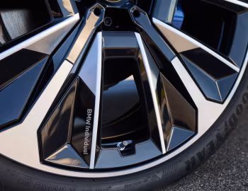 BMW iX xDrive60 M Sport [Worldwide] (i20) '2025–pr.