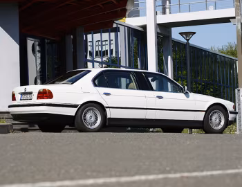 BMW L7 [Worldwide] (E38) '09.1998–07.2001