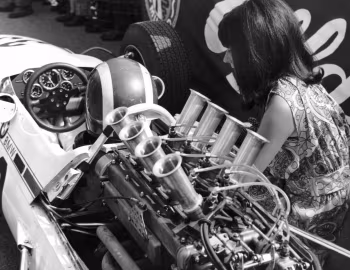 Bajo el capó Lola BMW T100 (F2) '1967–68